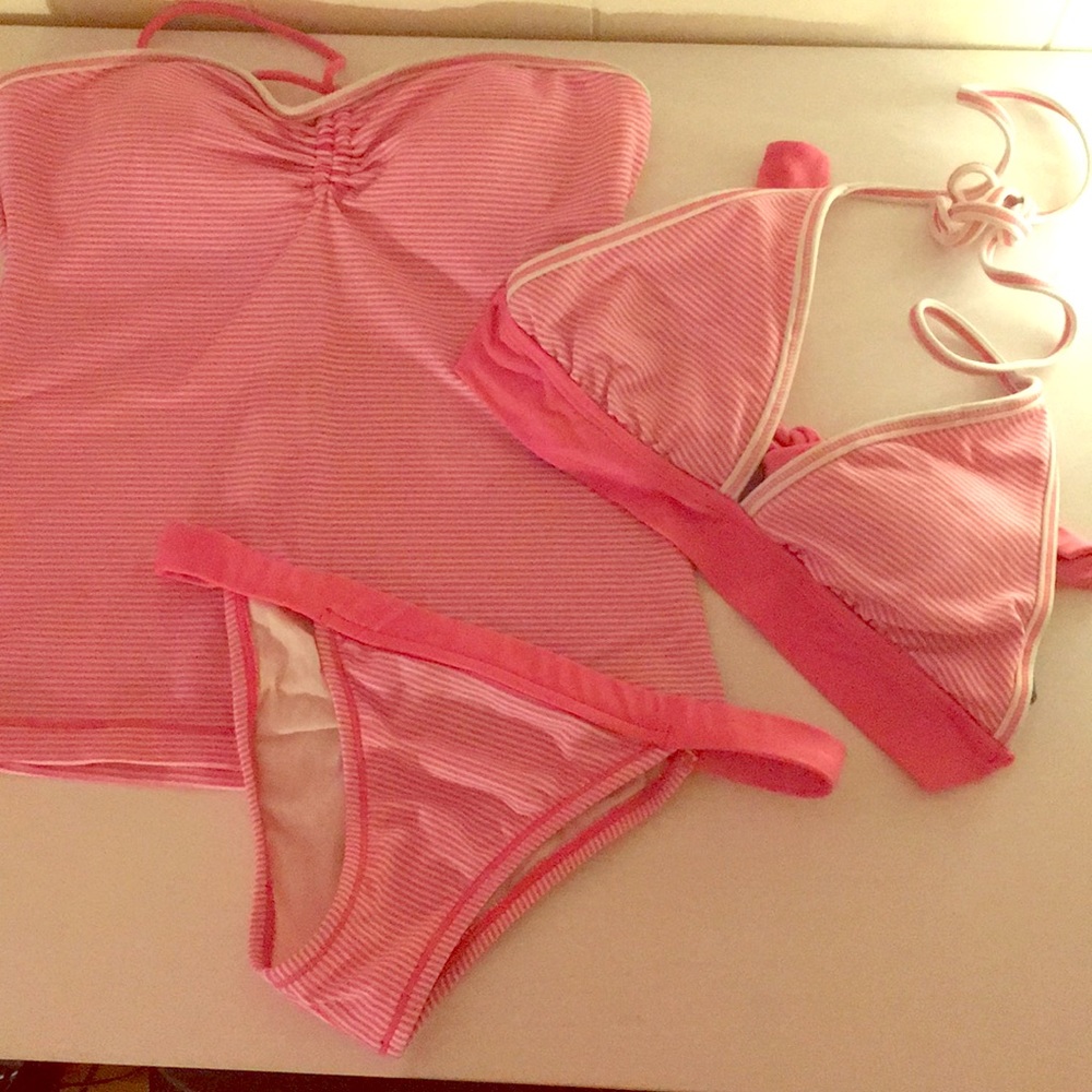 l.e.i bathing suit